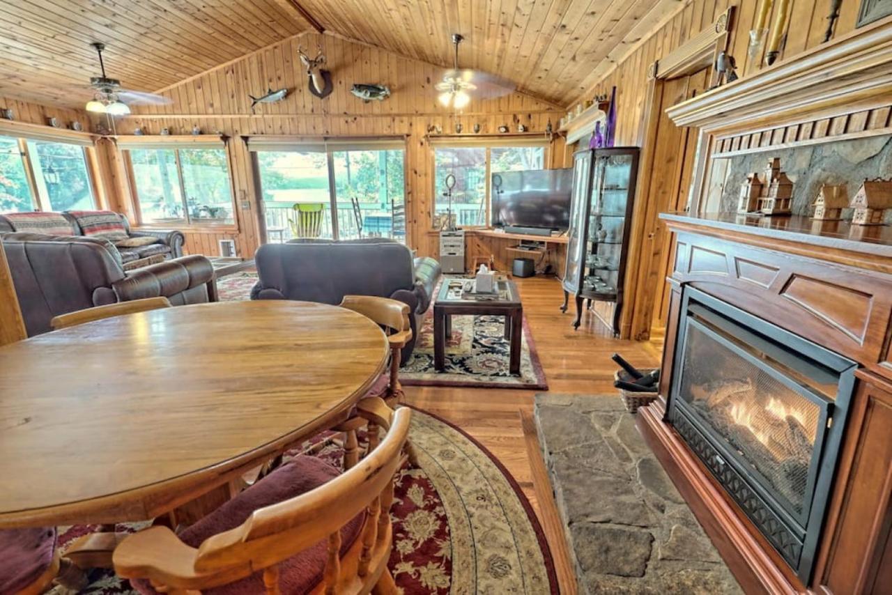 Hannahs Perch On Lake Burton With Private Top Patio And Bottom Dock Клейтон Екстер'єр фото